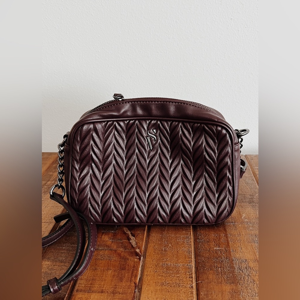 ✰ Vera Wang Purse ✰